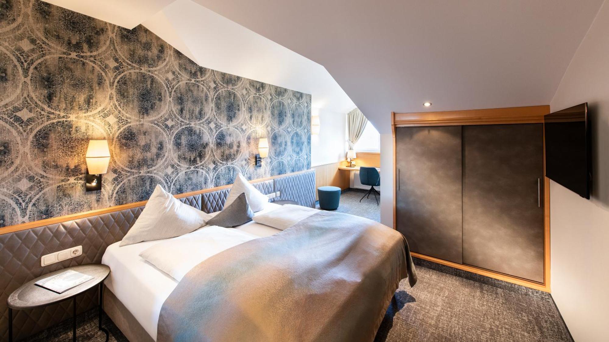 Hotel Koeniggut Wals-Siezenheim ภายนอก รูปภาพ